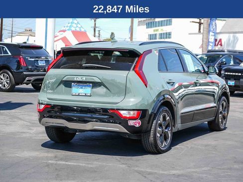 Used 2024 Kia Niro Wind FWD image 8