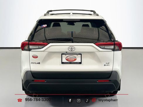 Used 2025 Toyota RAV4 LE AWD/4WD image 6