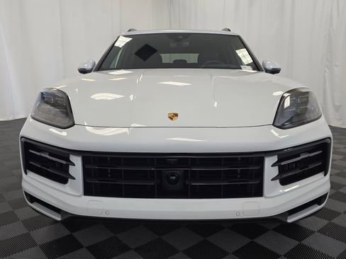 New 2025 Porsche Cayenne S image 10