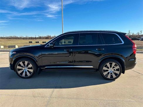 Used 2022 Volvo XC90 T6 Inscription w/ Lounge Package image 6