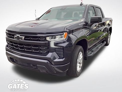 Used 2024 Chevrolet Silverado 1500 RST AWD/4WD image 5
