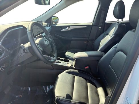 Used 2023 Ford Escape Platinum AWD/4WD image 13