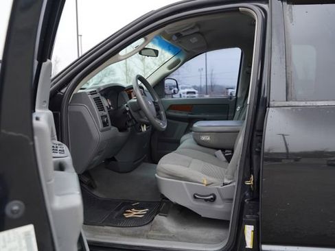 Used 2006 Dodge Ram 1500 Truck SLT image 11