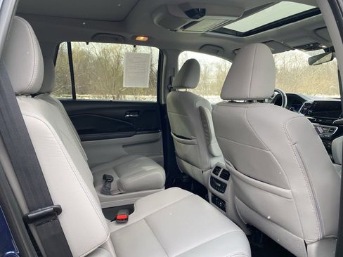Used 2022 Honda Pilot Elite image 14