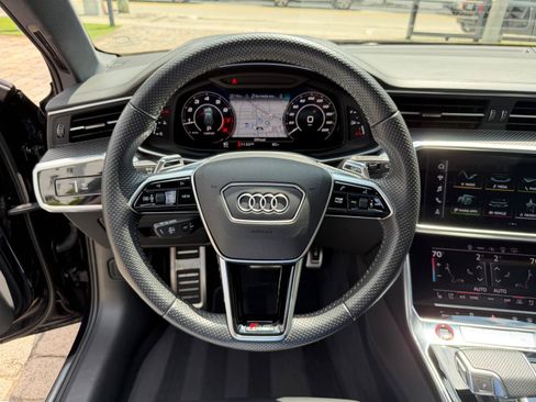 Used 2021 Audi RS 6 image 33