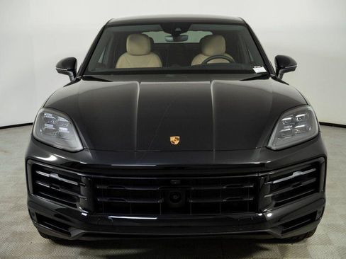 Certified 2026 Porsche Cayenne Coupe AWD/4WD image 37