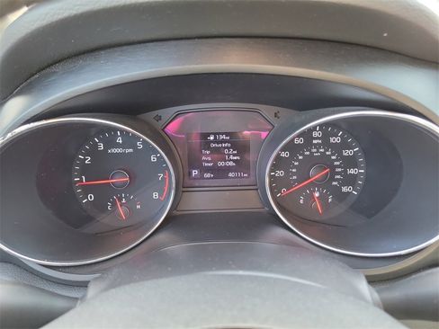 Used 2019 Kia Sedona EX image 7