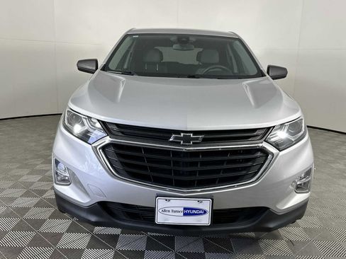 Used 2020 Chevrolet Equinox LS FWD image 3