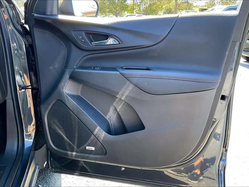 Certified 2023 Chevrolet Equinox RS w/ RS Leather Package image 23
