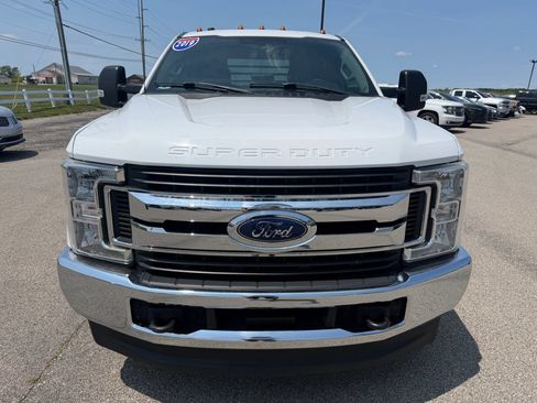 Used 2019 Ford F350 XLT AWD/4WD image 9