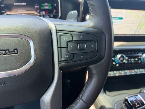 Used 2022 GMC Sierra 1500 Denali w/ Technology Package AWD/4WD image 23