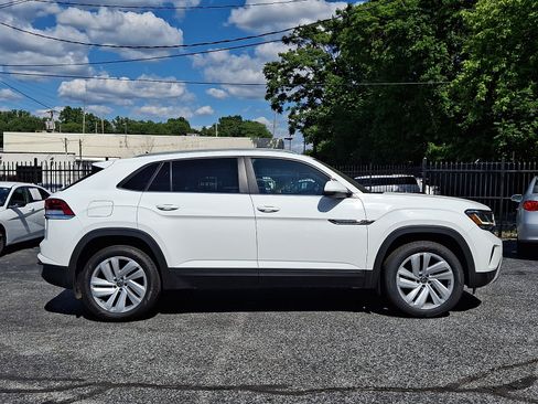 Used 2022 Volkswagen Atlas Cross Sport SE AWD/4WD image 7