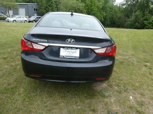 Used 2013 Hyundai Sonata GLS w/ Popular Equipment Pkg FWD image 5