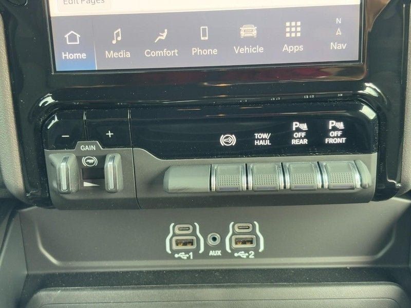 New 2026 RAM 2500 Big Horn AWD/4WD image 9