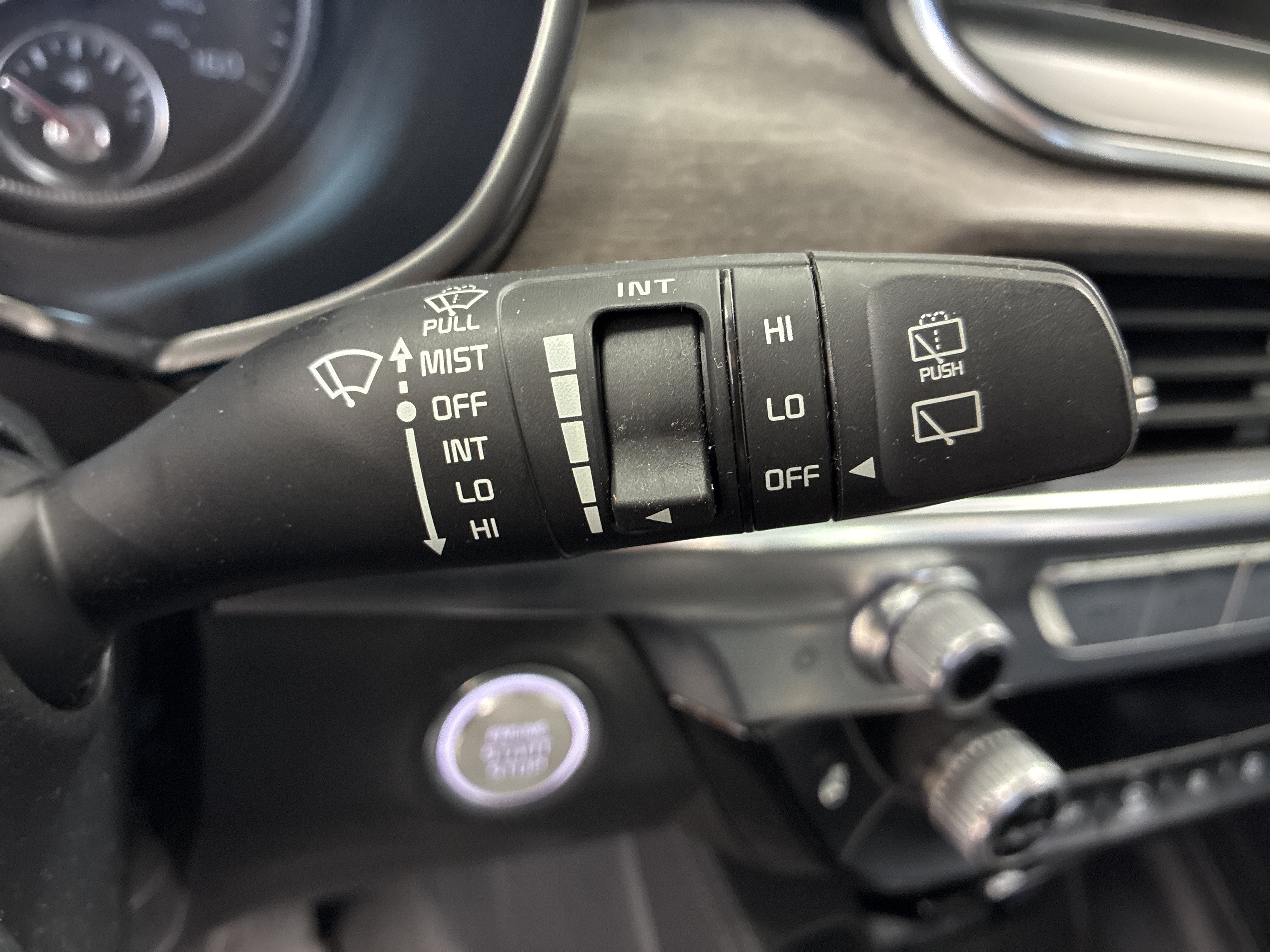 Certified 2022 Kia Telluride EX w/ EX Premium Package AWD/4WD image 22