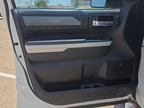 Used 2020 Toyota Tundra Platinum AWD/4WD image 17