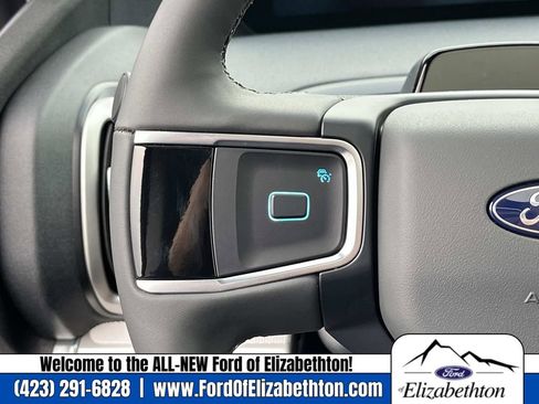 New 2025 Ford Expedition Max Active image 27