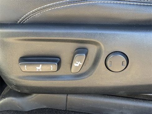 Used 2022 Toyota 4Runner SR5 Premium image 28