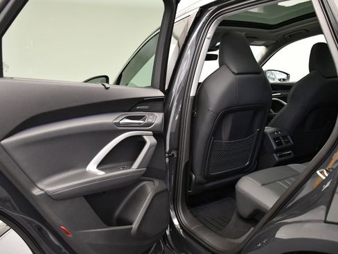 Used 2025 Audi Q5 Premium Plus w/ Premium Plus AWD/4WD image 40