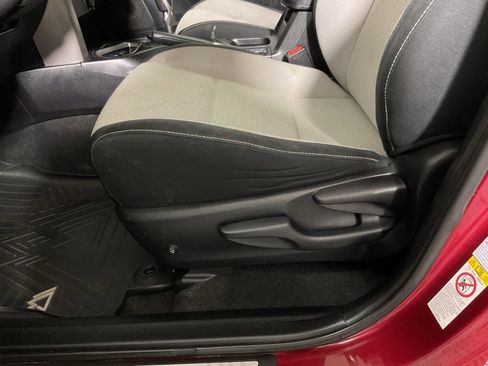 Used 2018 Toyota RAV4 Adventure image 20