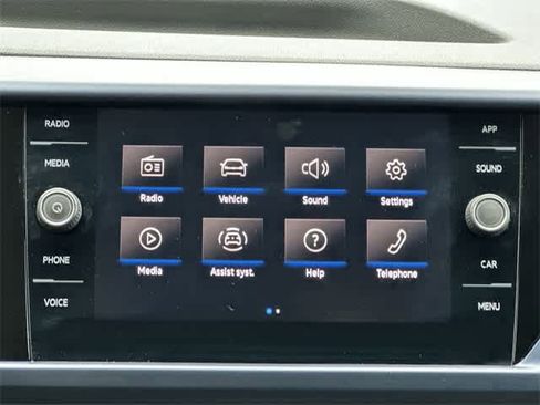 Used 2022 Volkswagen Taos SE image 12