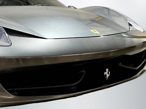 Used 2015 Ferrari 458 Italia Coupe RWD image 27