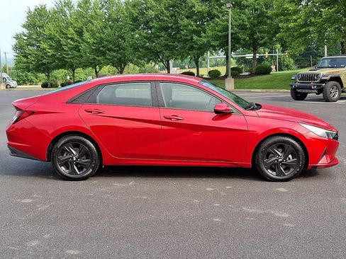 Used 2022 Hyundai Elantra SEL FWD image 10