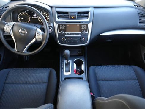 Used 2018 Nissan Altima 2.5 S w/ S Convenience Package image 2