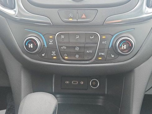 Used 2024 Chevrolet Equinox LT image 26