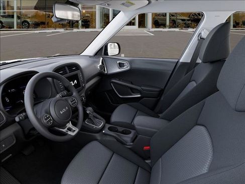 New 2025 Kia Soul LX w/ LX Technology Package image 17