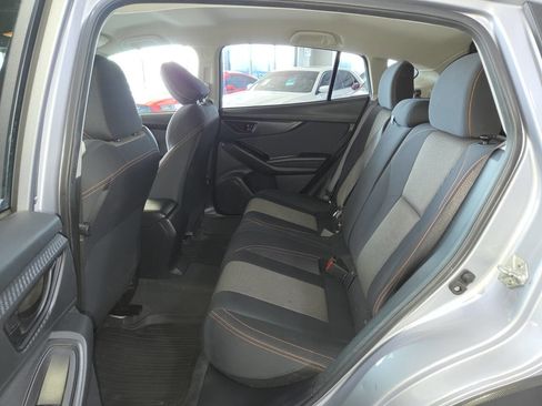 Used 2022 Subaru Crosstrek 2.0i Premium AWD/4WD image 19