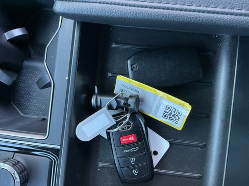 Used 2025 Toyota Tundra SR5 image 31