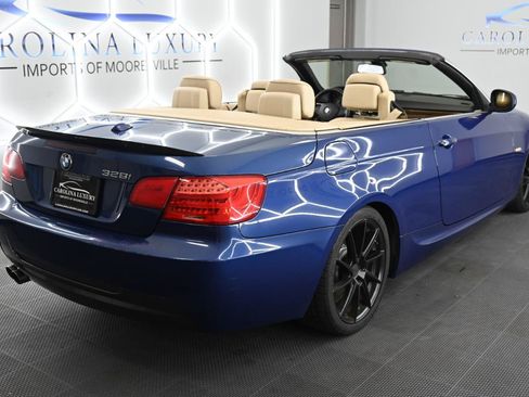 Used 2012 BMW 328i Convertible RWD image 5