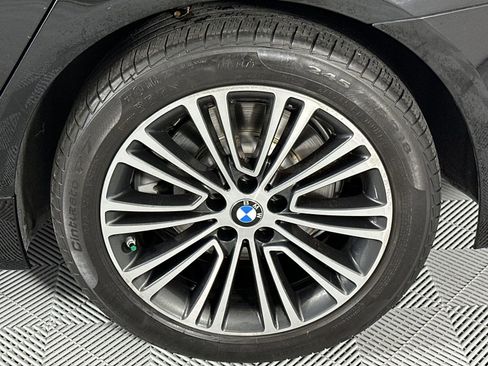 Used 2020 BMW 530e w/ Convenience Package RWD image 10