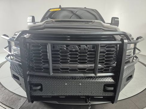 Used 2023 RAM 3500 Laramie AWD/4WD image 7