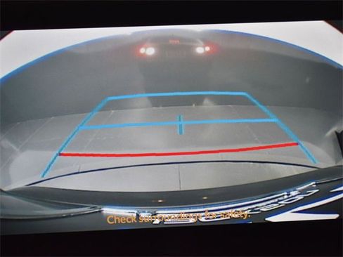 Used 2025 Toyota Corolla LE image 21