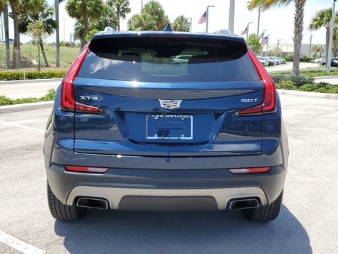 Used 2019 Cadillac XT4 Premium Luxury w/ Driver Awareness Package FWD image 6