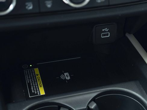 Used 2025 Honda HR-V EX-L image 34