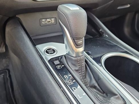 Used 2024 Nissan Altima 2.5 SV image 21