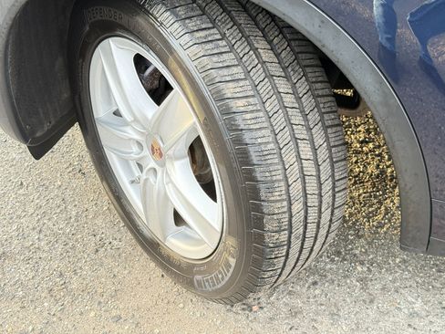 Used 2012 Porsche Cayenne image 78