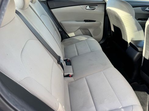 Used 2021 Kia Forte LXS image 13