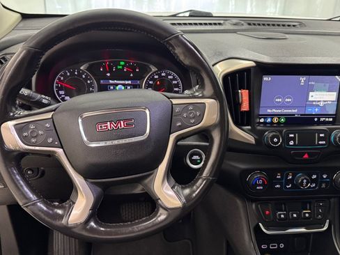 Used 2019 GMC Terrain Denali w/ Driver Alert Package II AWD/4WD image 16
