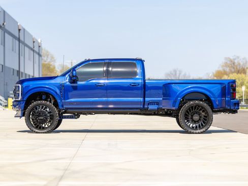 Used 2026 Ford F450 Platinum w/ Platinum Plus Package AWD/4WD image 12