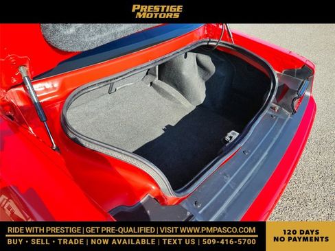 Used 2020 Dodge Challenger SXT image 14