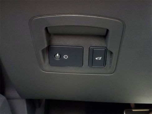 New 2026 Land Rover Range Rover Velar Dynamic SE image 16