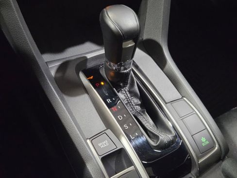 Used 2020 Honda Civic EX image 7