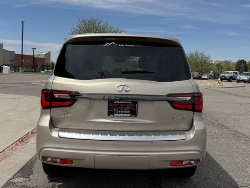 Used 2024 INFINITI QX80 Sensory AWD/4WD image 7