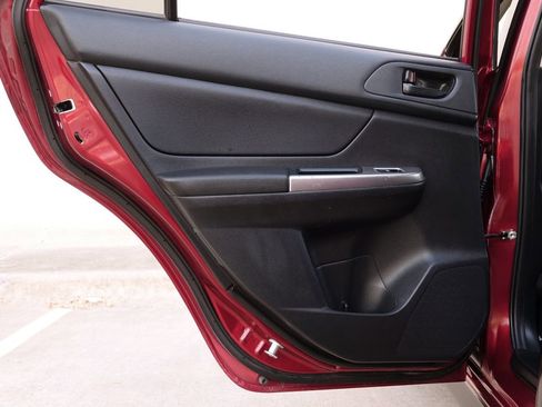 Used 2016 Subaru Crosstrek 2.0i image 36