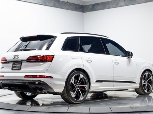 Used 2023 Audi SQ7 Prestige image 15