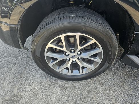 Used 2016 Ford Expedition XLT w/ Equipment Group 202A image 30